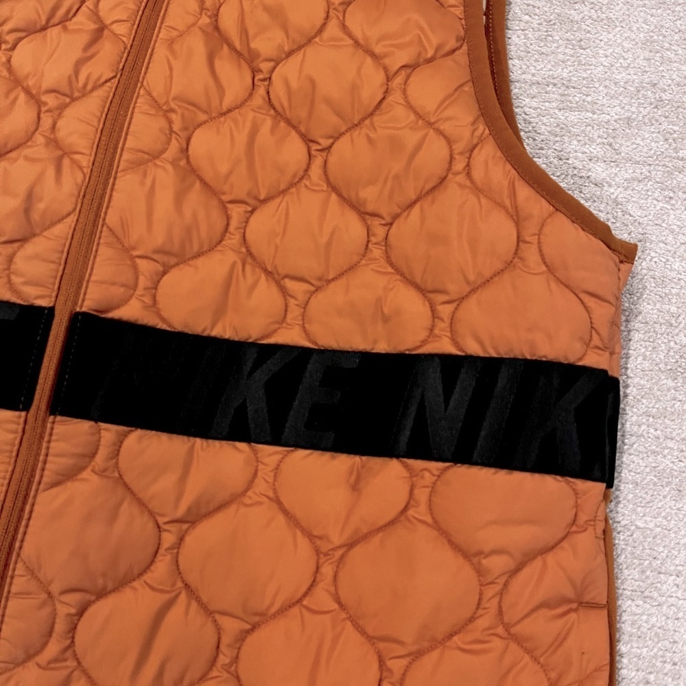 Women's Nike Aerolayer Running Thermore Vest BV3869-857 Size M - Picture 4 of 6